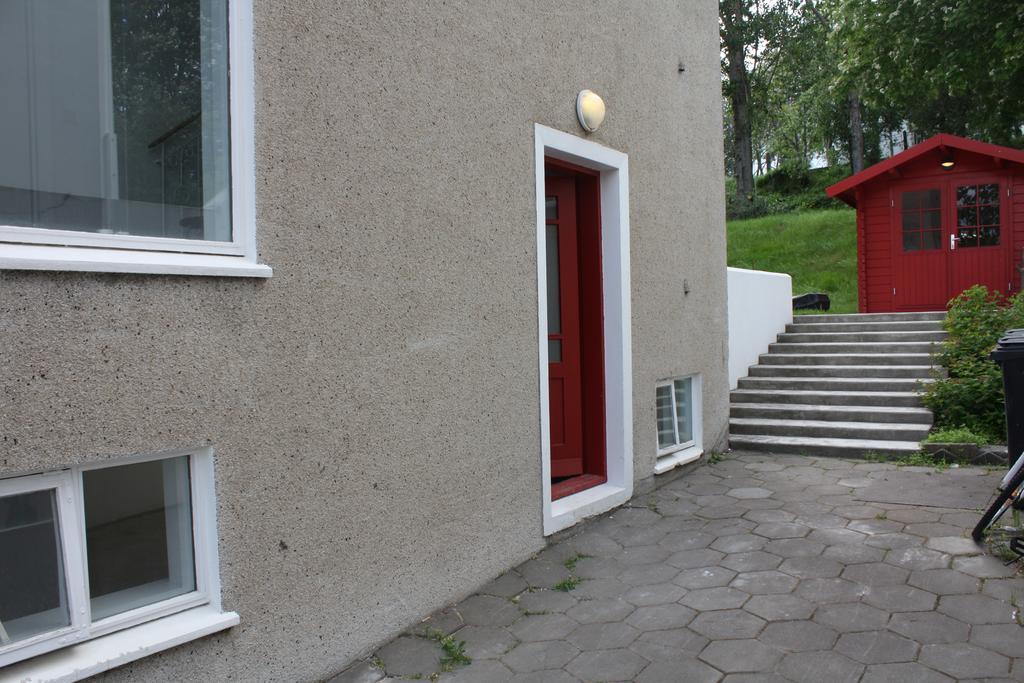 Brekkugata 33 Guesthouse Akureyri Exterior foto