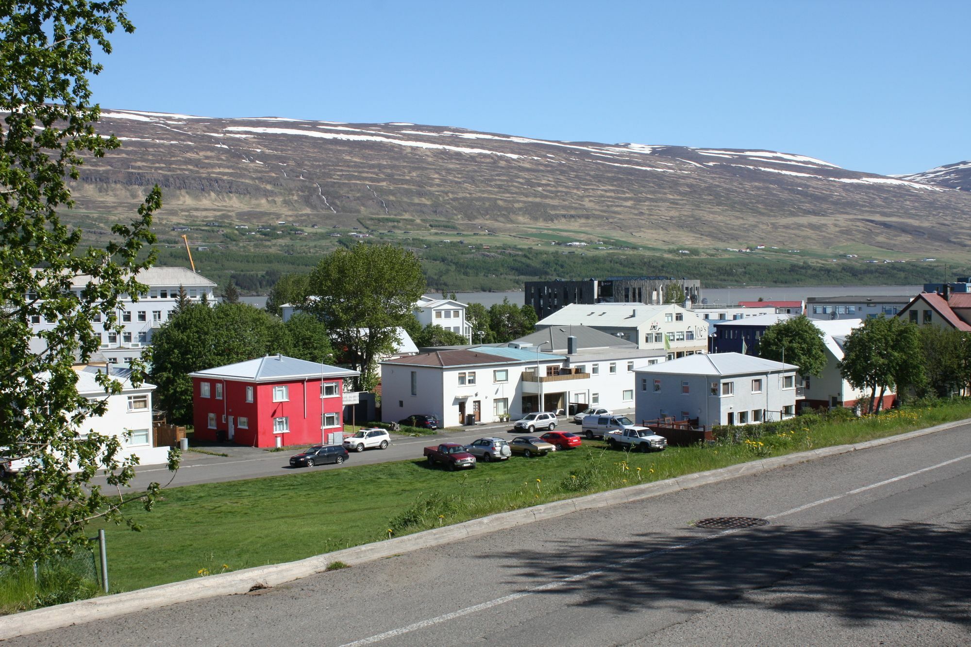 Brekkugata 33 Guesthouse Akureyri Exterior foto